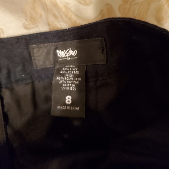 Cute black skirt - Picture 3 of 3